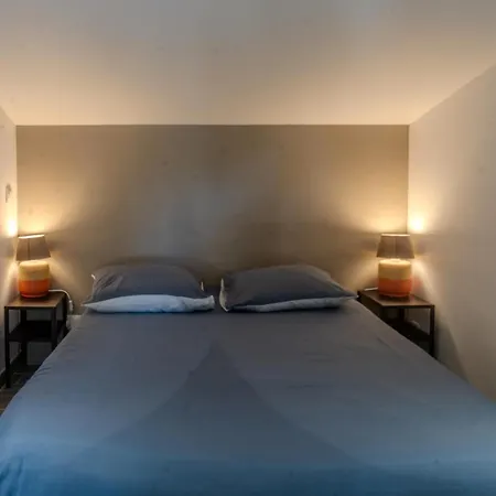 Les Roses De Jonzac *