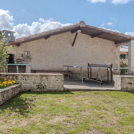 Dom wakacyjny Les Roses De Jonzac *