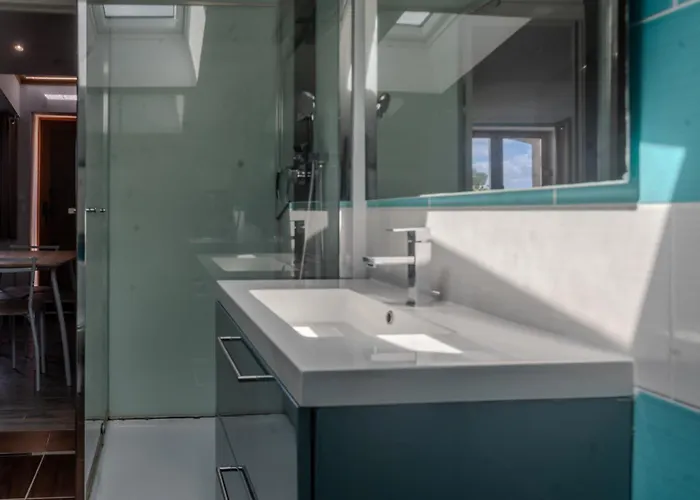 Holiday home Les Roses De Jonzac *