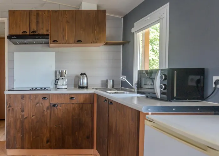 Holiday home Les Roses De Jonzac *