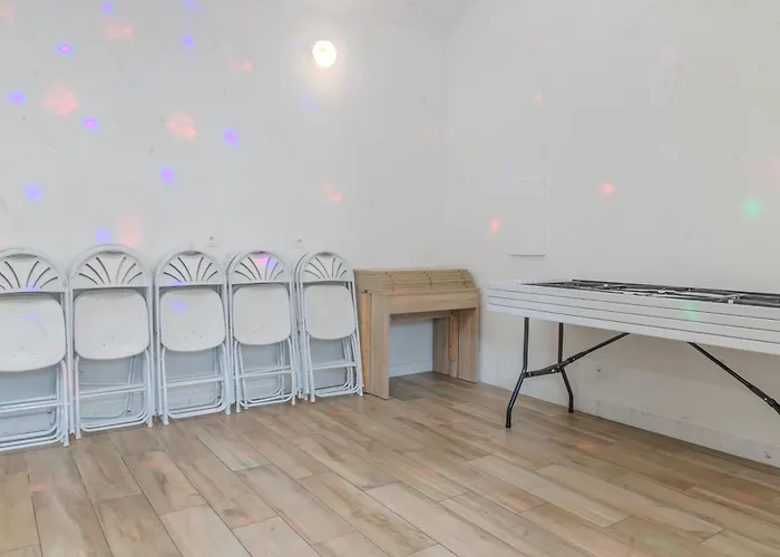 Holiday home Les Roses De Jonzac *