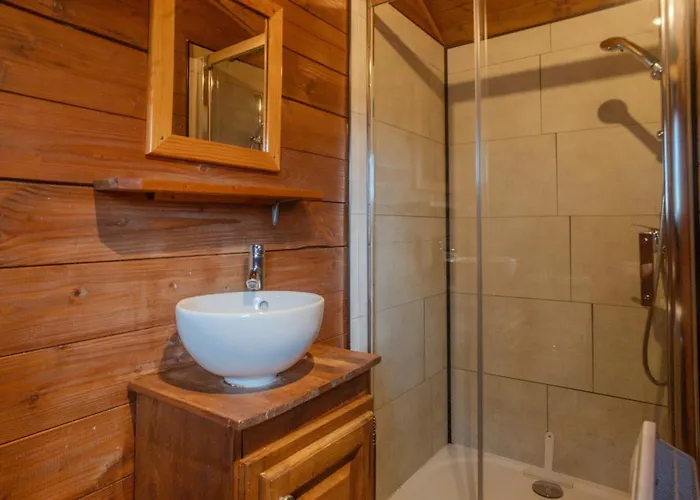 Holiday home Les Roses De Jonzac Mortiers