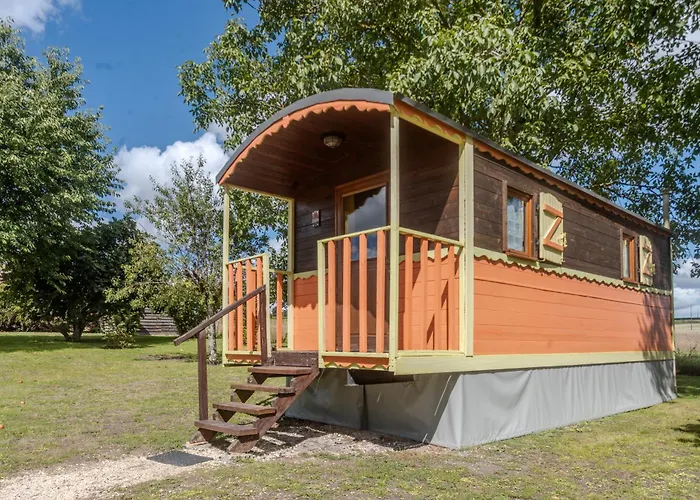 Les Roses De Jonzac Holiday home Mortiers